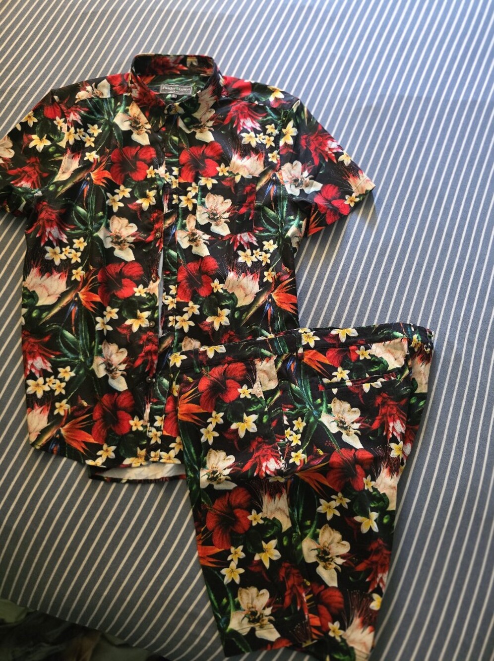 Paisley & Gray Tropical Print Short set  Red, Green, Black